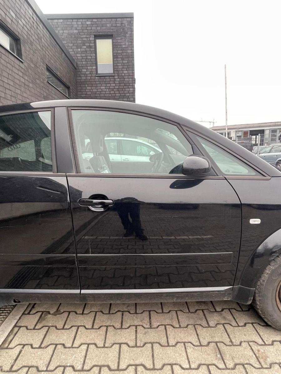 Audi A2 8Z original Tür vorn rechts Beifahrertür LY9B Brilliantschwarz BJ01